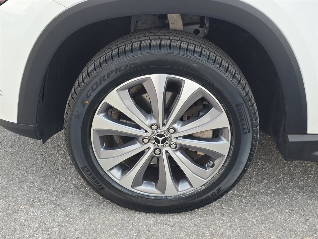 Used 2020 Mercedes-Benz GLE 350 4MATIC image 9