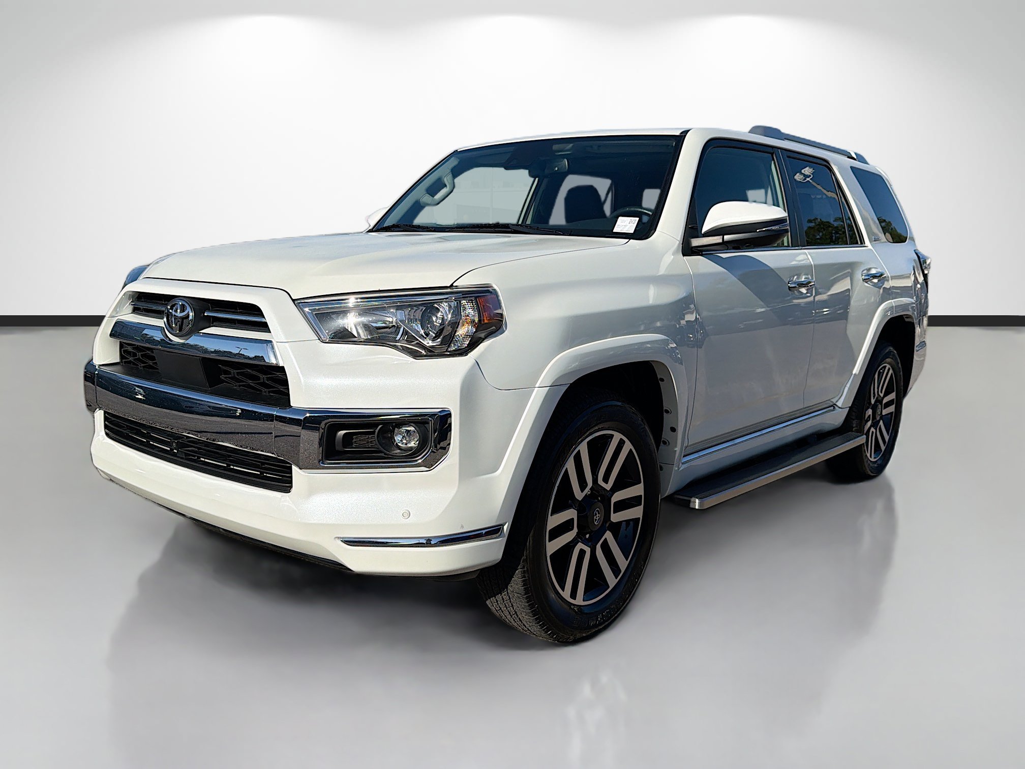 Used 2023 Toyota 4Runner Limited AWD/4WD image 7