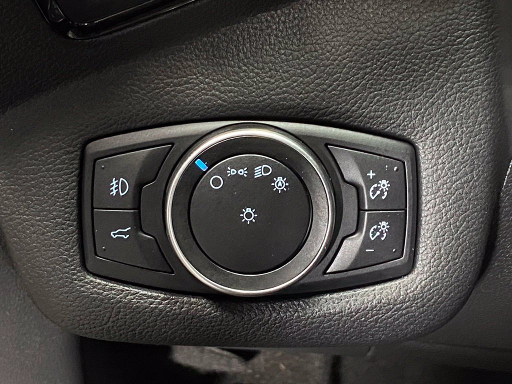 Used 2017 Ford Escape Titanium AWD/4WD image 19