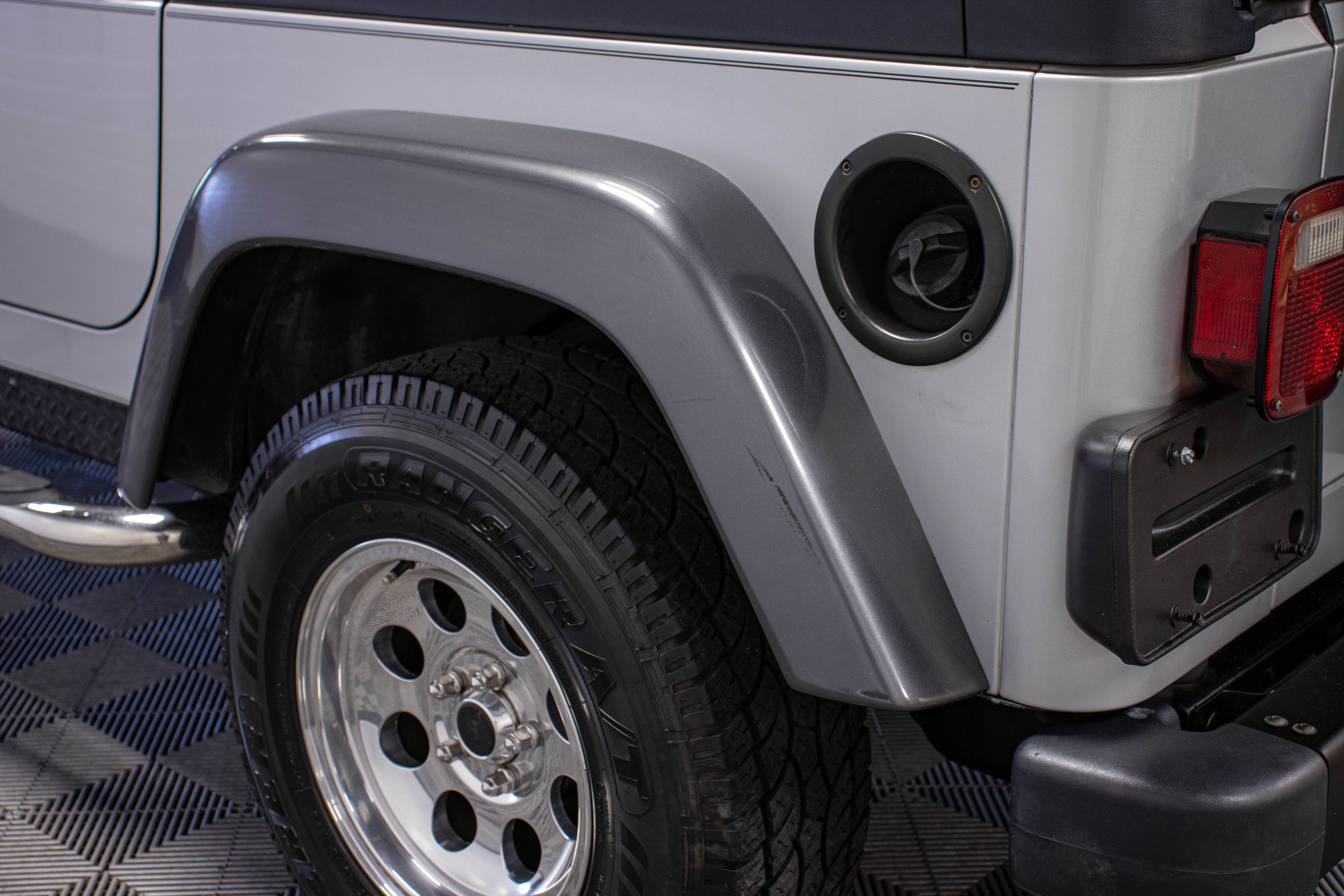 Used 2004 Jeep Wrangler X w/ Convenience Group AWD/4WD image 15
