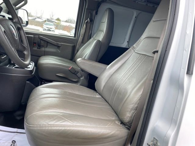 Certified 2024 GMC Savana 2500 Extended w/ Driver Convenience Package image 13