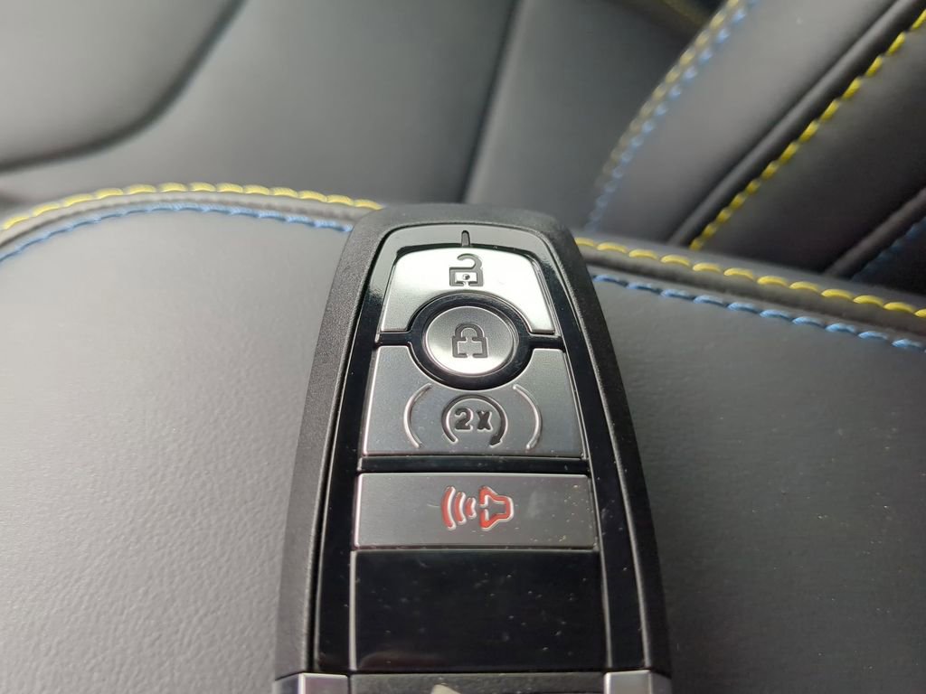 New 2025 Ford Maverick Lobo Premium AWD/4WD image 34