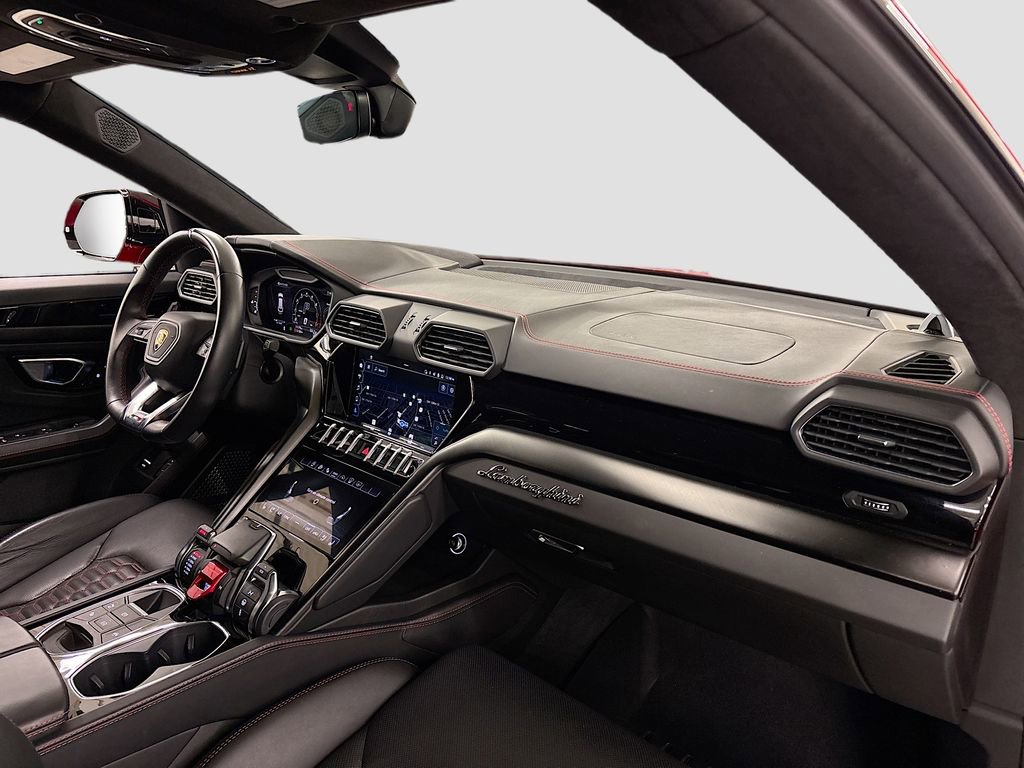 Used 2022 Lamborghini Urus image 14