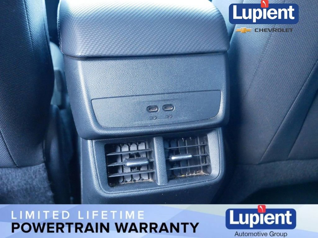 Used 2026 Chevrolet Equinox LT image 19
