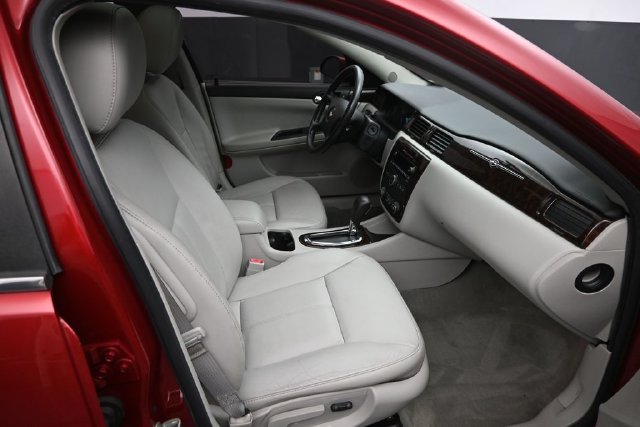 Used 2014 Chevrolet Impala LTZ FWD image 10