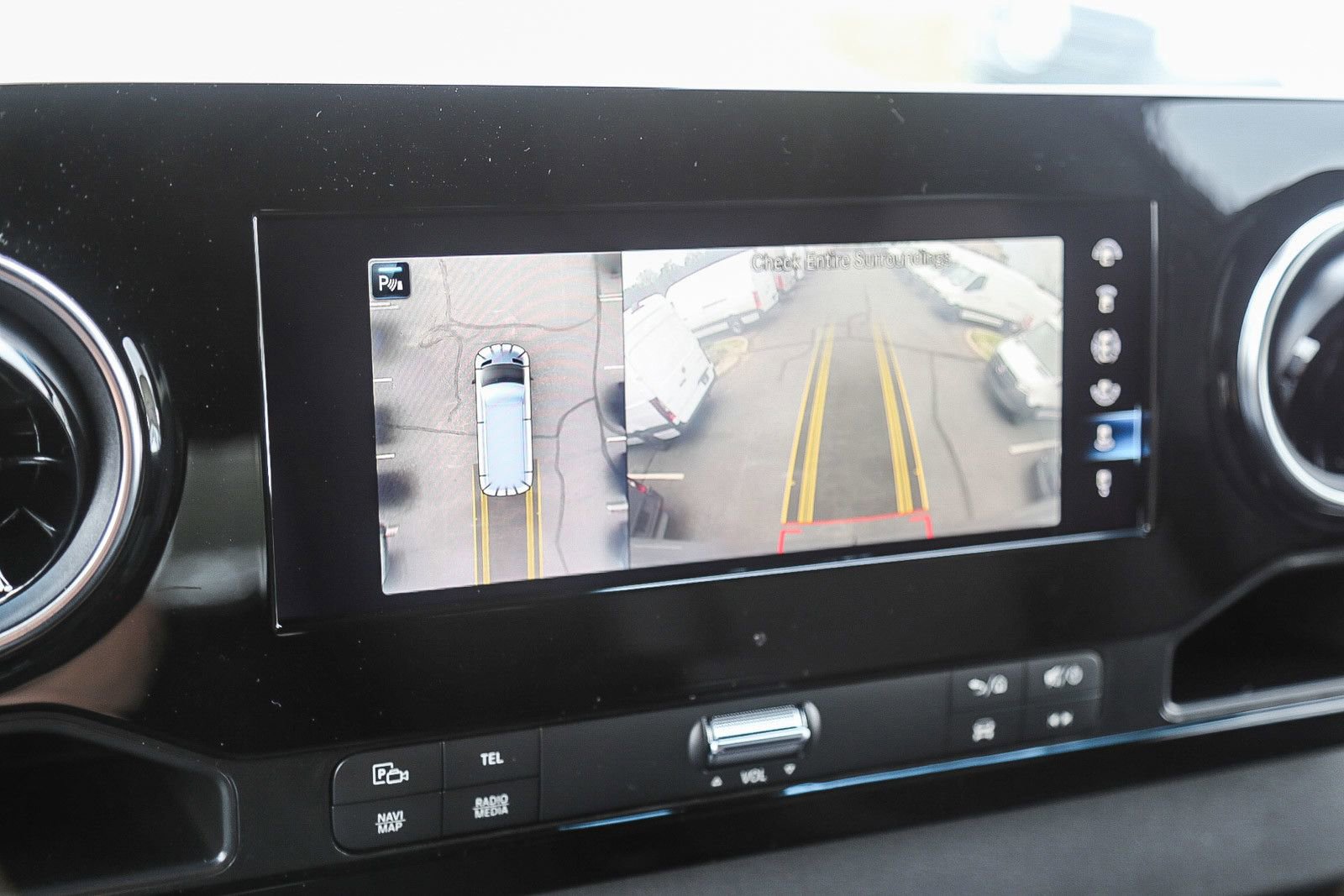 New 2024 Mercedes-Benz Sprinter 144 Cargo image 21