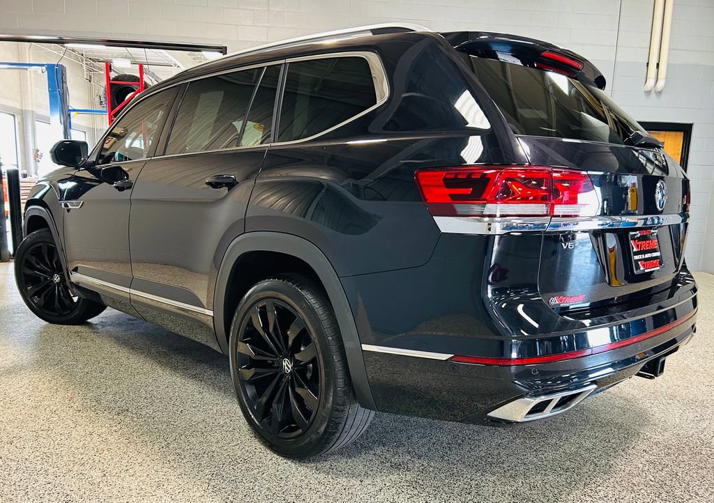 Used 2022 Volkswagen Atlas SEL Premium R-Line AWD/4WD image 4