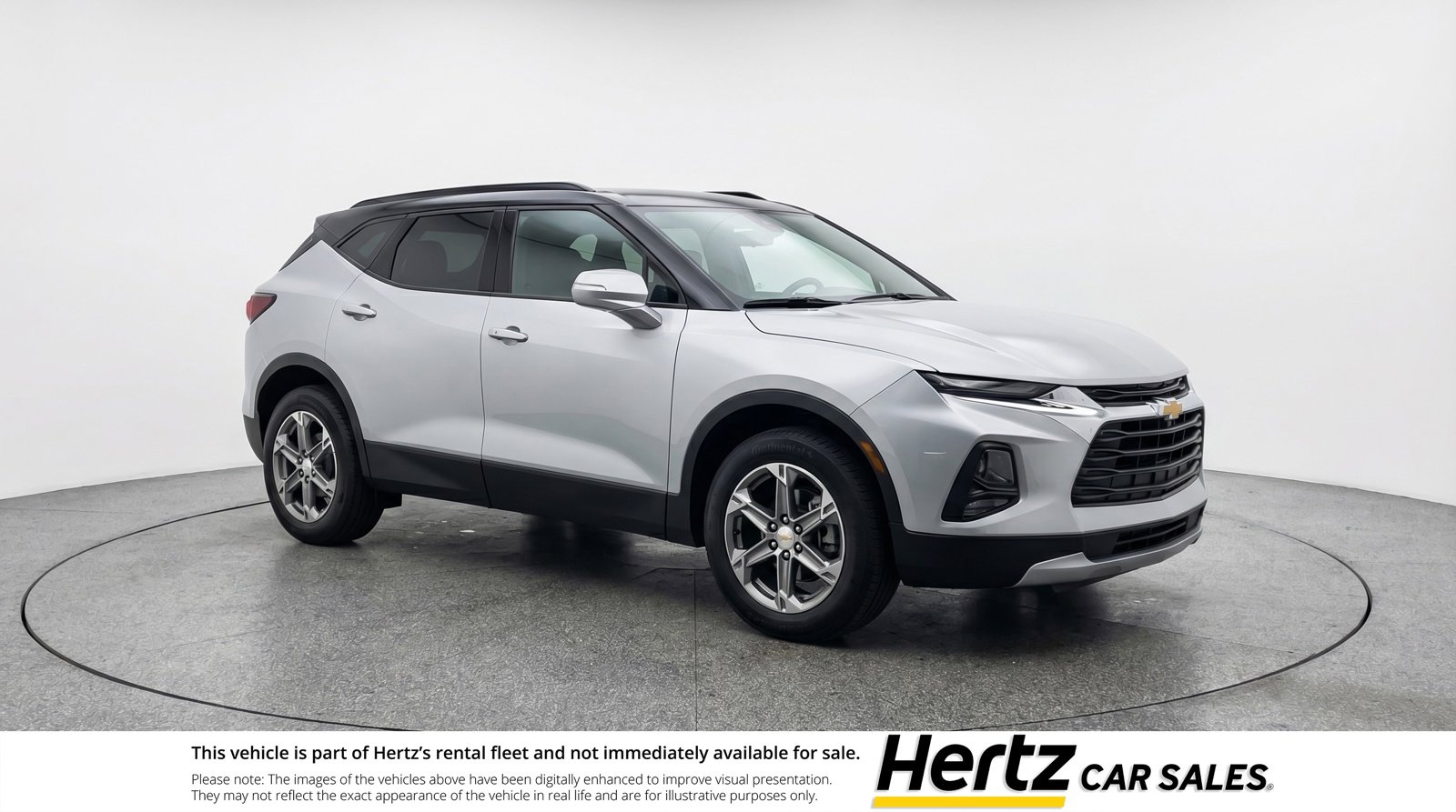 Used 2025 Chevrolet Blazer LT image 1