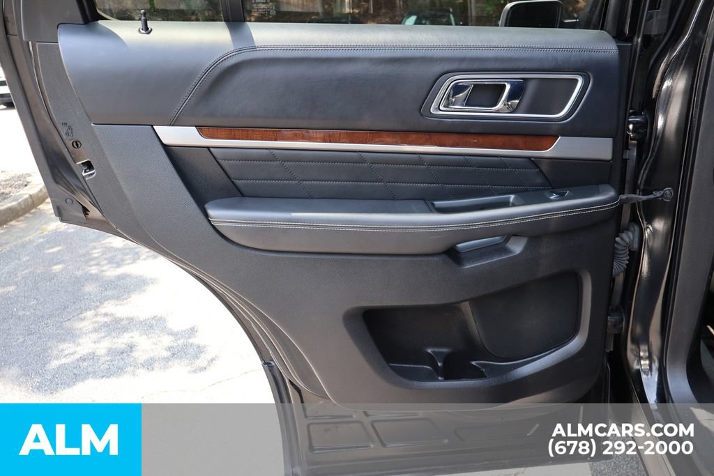 Used 2016 Ford Explorer Platinum AWD/4WD image 21