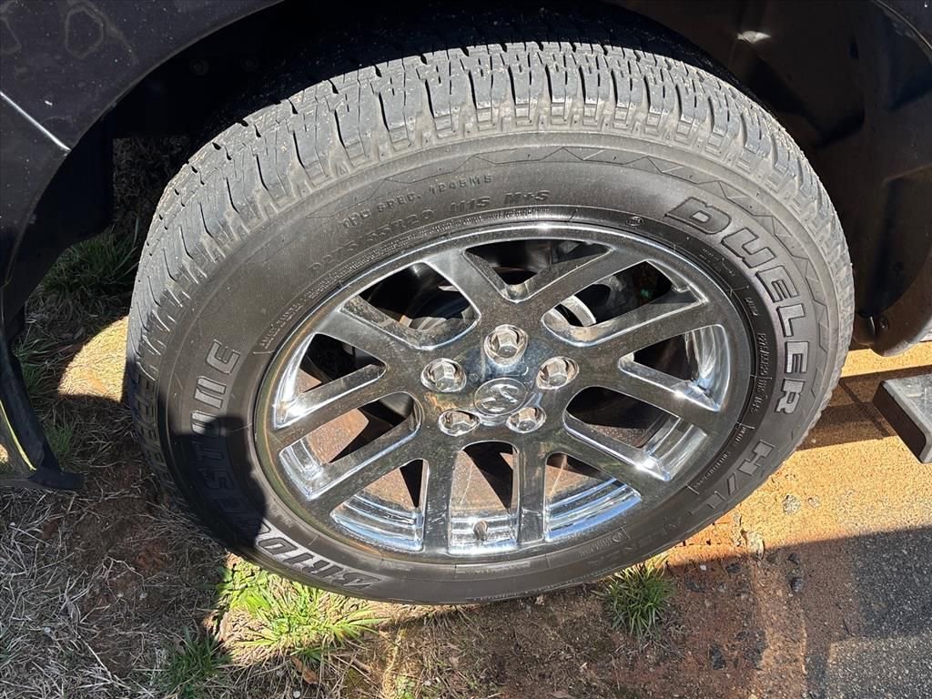 Used 2017 RAM 1500 Classic SLT image 16