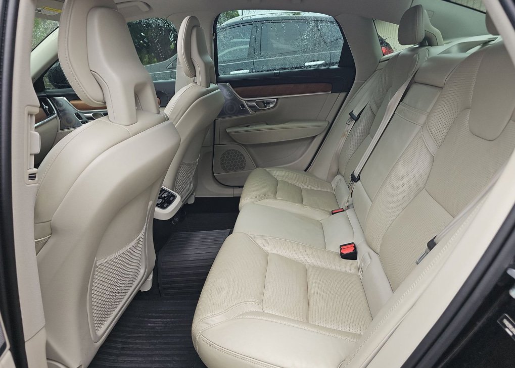 Used 2017 Volvo S90 T6 Inscription w/ Vision Package AWD/4WD image 12