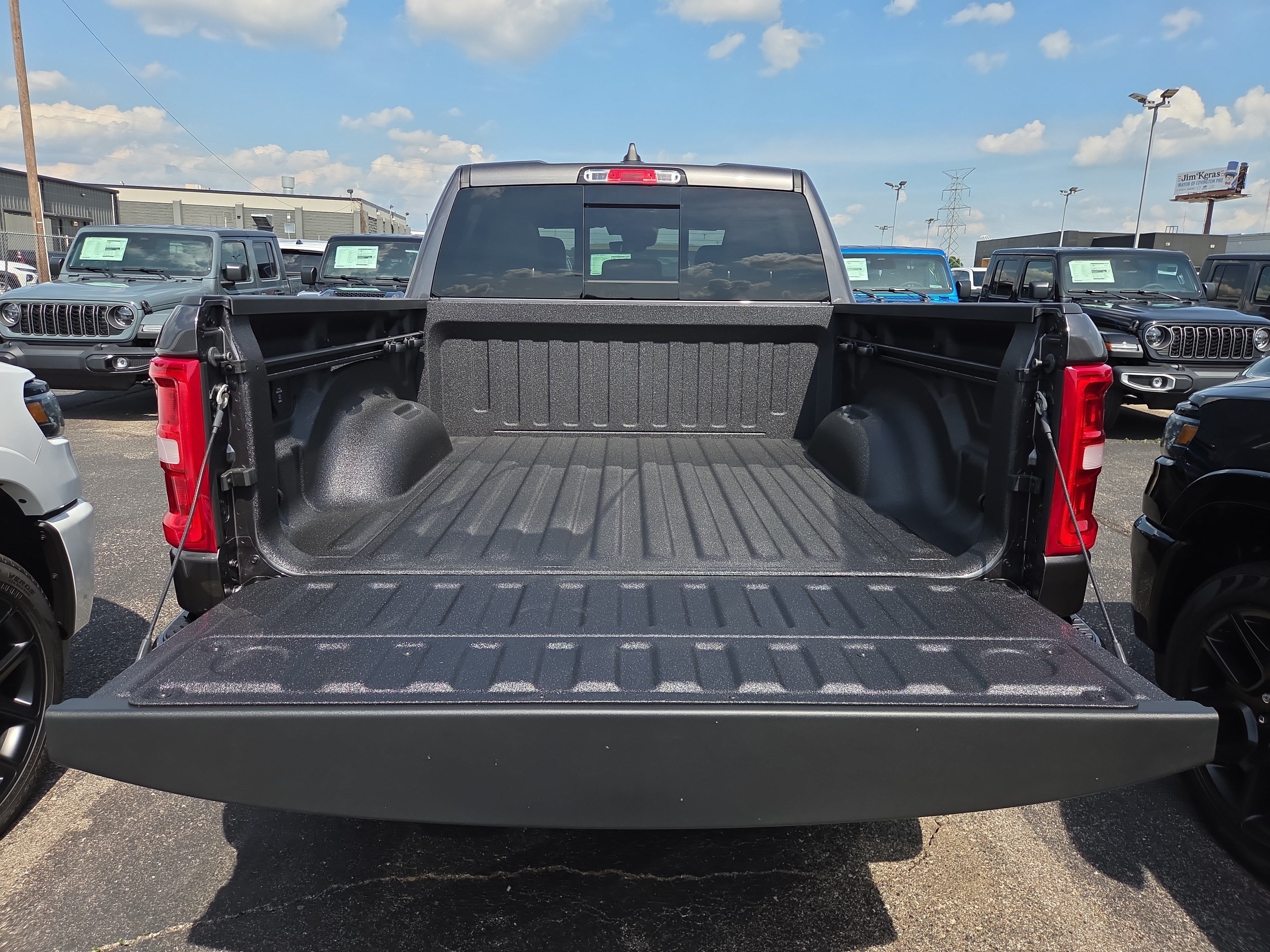 New 2026 RAM 1500 Laramie w/ Laramie Preferred Package RWD image 8