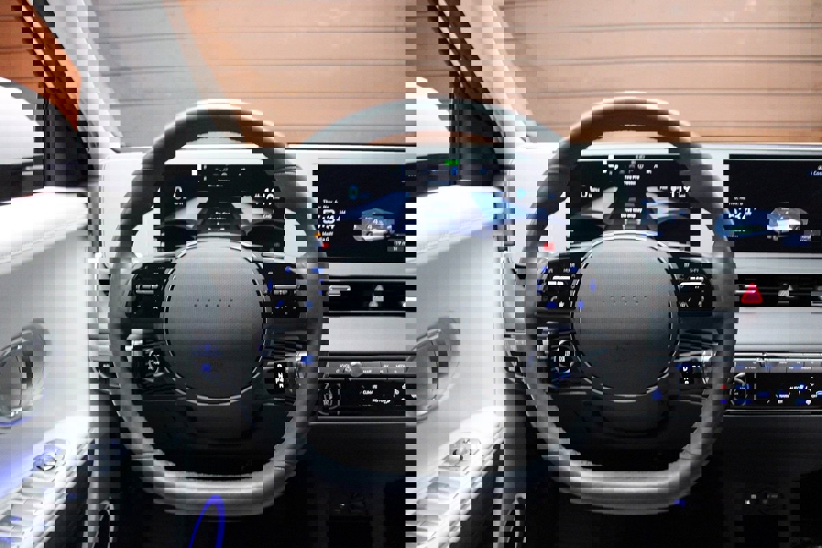 Used 2023 Hyundai Ioniq 5 SEL w/ Cargo Package image 43