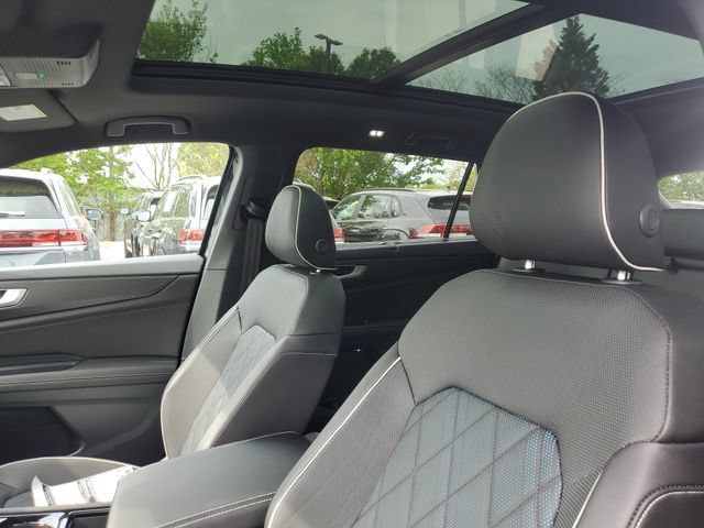 New 2026 Volkswagen Atlas Cross Sport SEL Premium R-Line AWD/4WD image 16