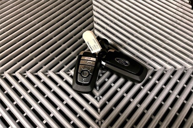 Used 2024 Ford F150 Lariat image 9