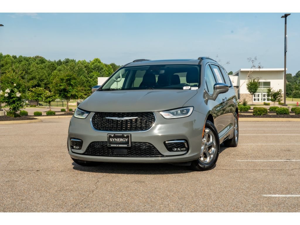 Used 2022 Chrysler Pacifica Limited