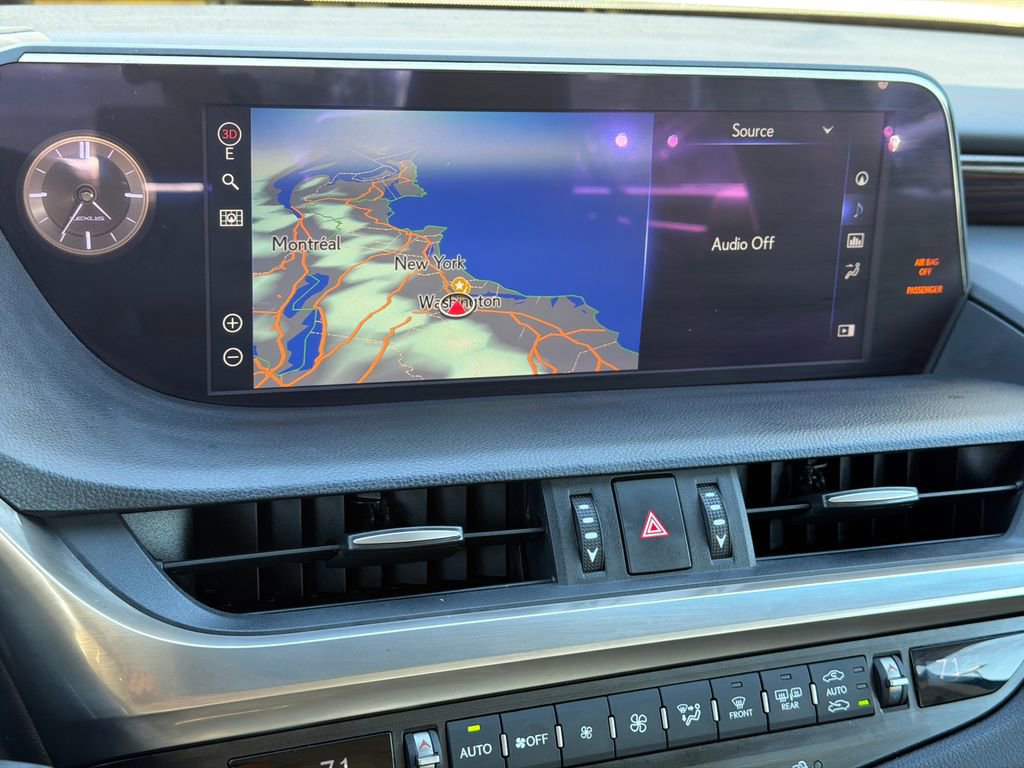 Used 2021 Lexus ES 300h w/ Premium Package image 24