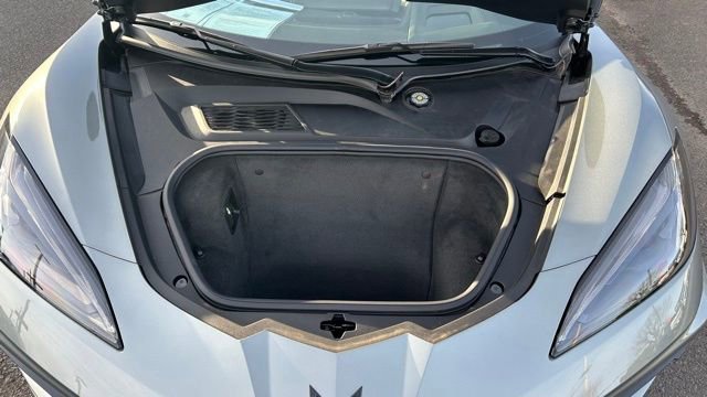 Used 2023 Chevrolet Corvette Stingray Premium Conv w/ Z51 Performance Package image 4