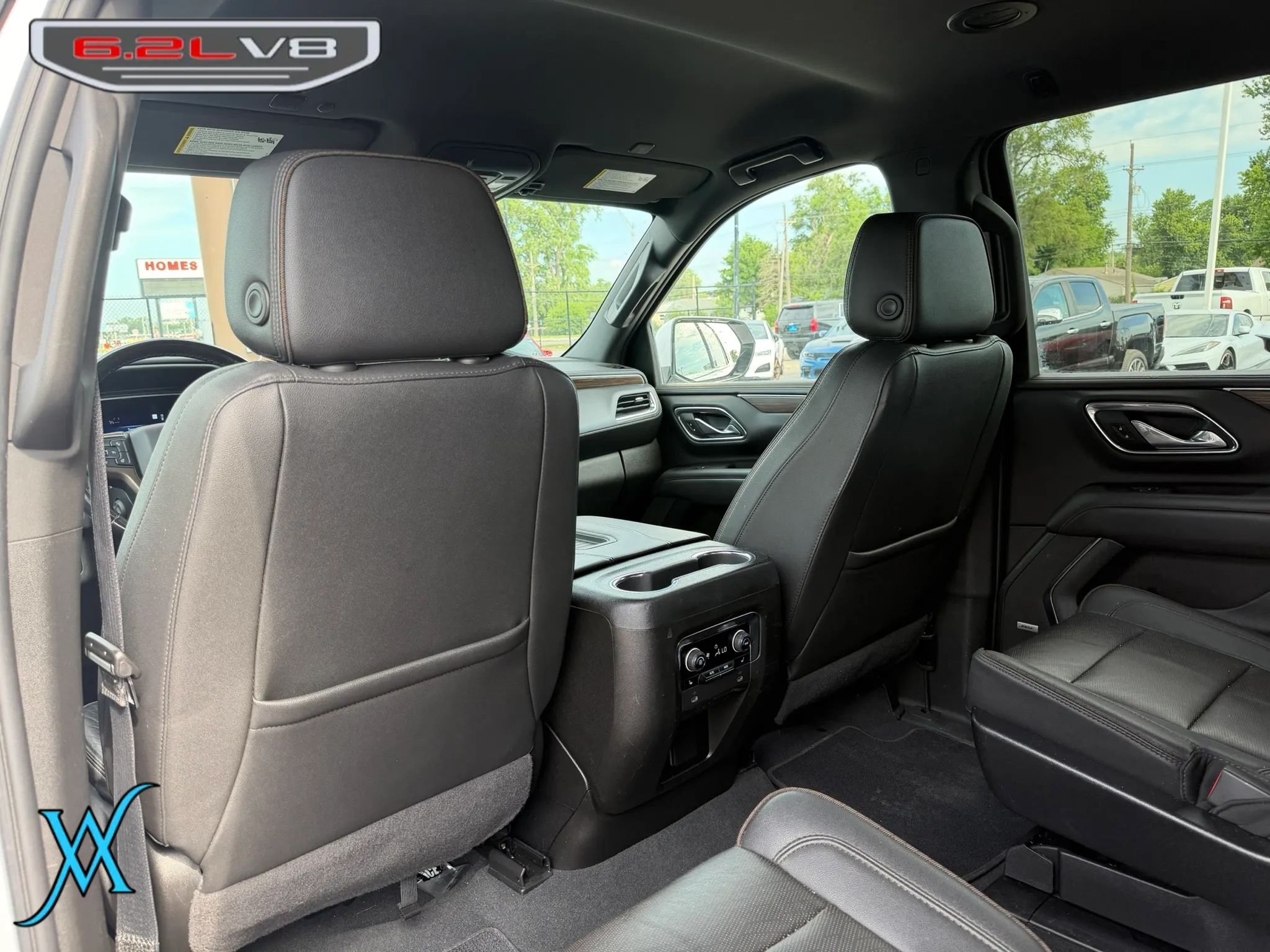 Used 2023 Chevrolet Tahoe High Country AWD/4WD image 16