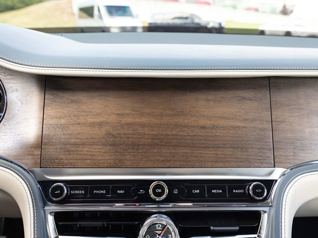 New 2026 Bentley Flying Spur Plug-In Hybrid AWD/4WD image 50