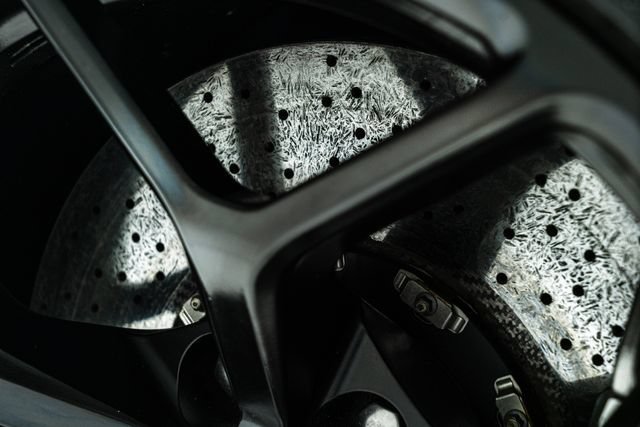 Used 2015 Chevrolet Camaro Z/28 RWD image 23