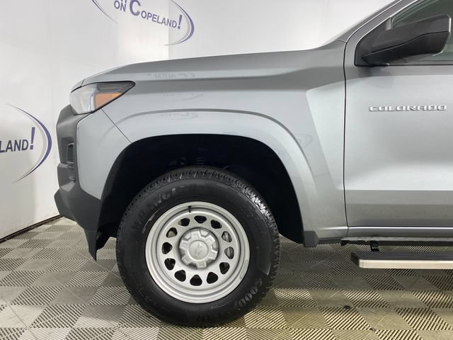 Certified 2024 Chevrolet Colorado W/T AWD/4WD image 29