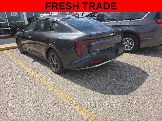 Used 2025 Kia K4 FWD image 3