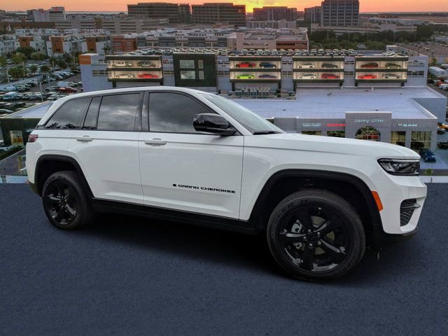 New 2025 Jeep Grand Cherokee Altitude