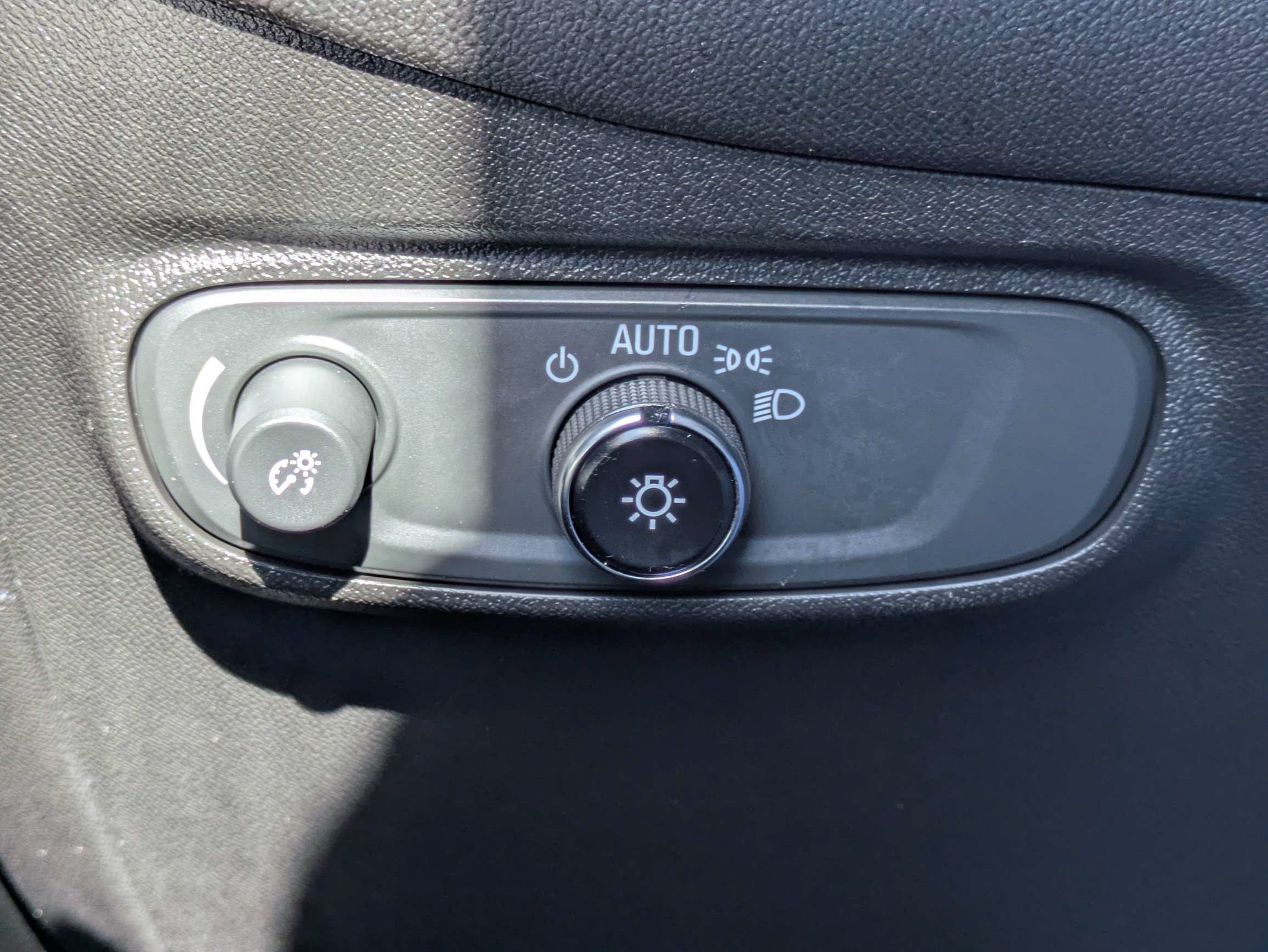 Used 2022 Chevrolet Equinox LT AWD/4WD image 30