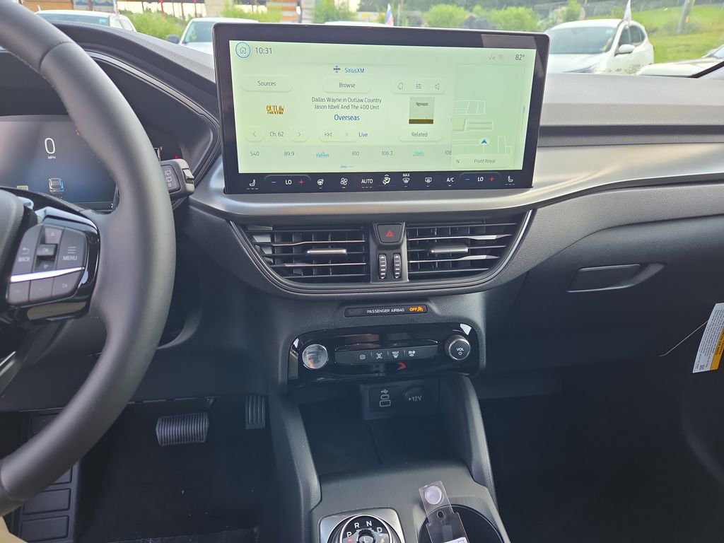 New 2025 Ford Escape SE image 18