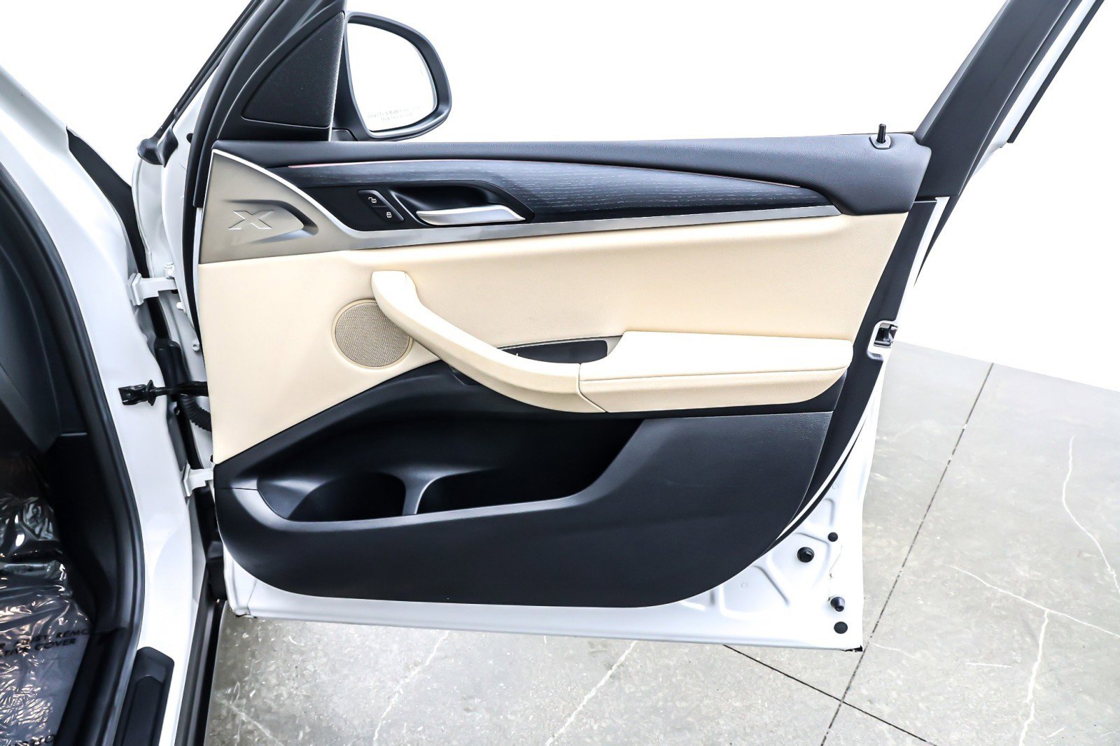 Used 2024 BMW X3 sDrive30i w/ Premium Package image 24