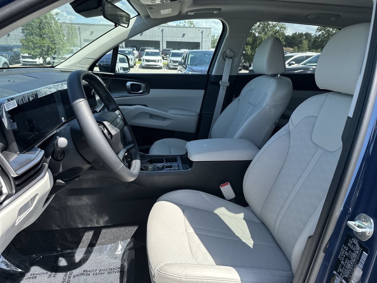 New 2026 Kia Sorento S w/ S Panoramic Sunroof Package FWD image 3