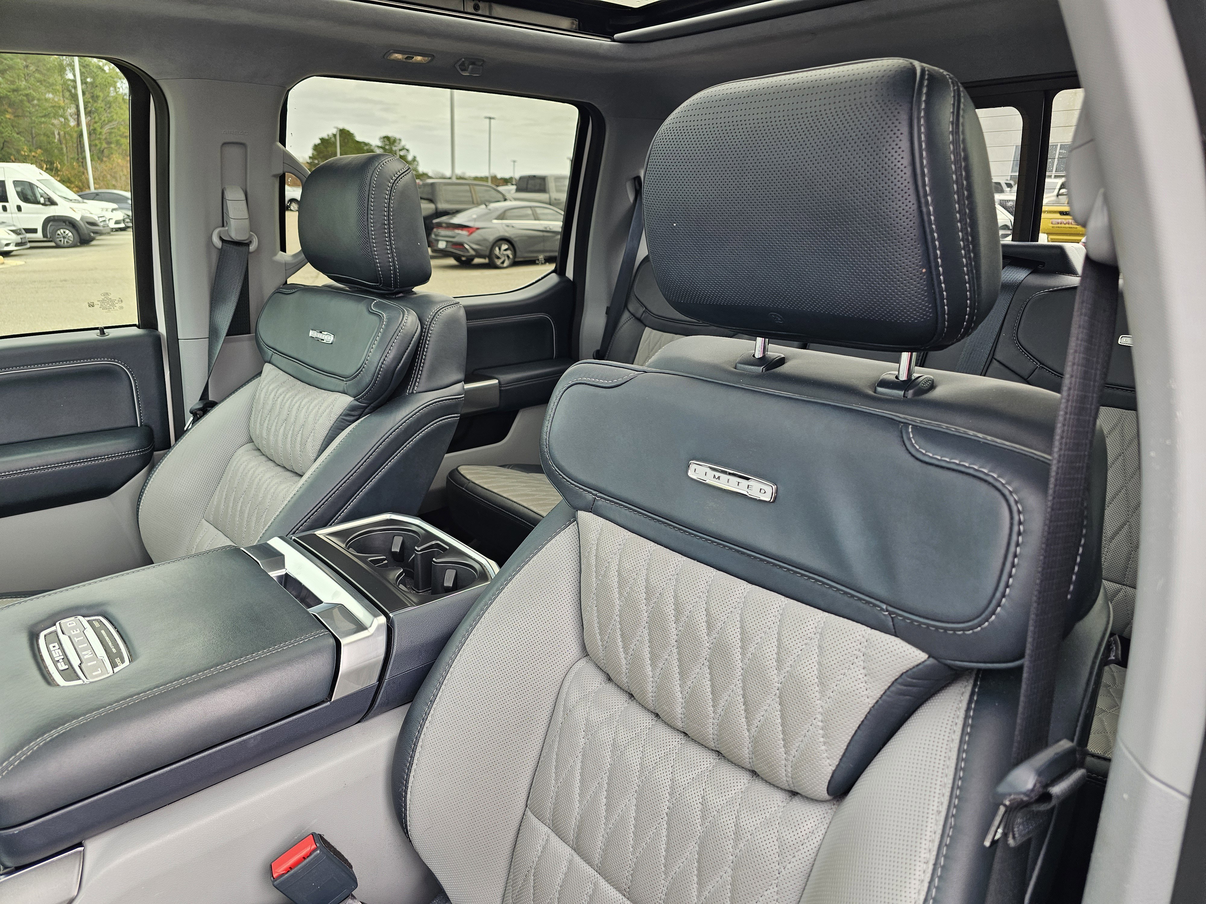 Used 2021 Ford F150 Limited image 18