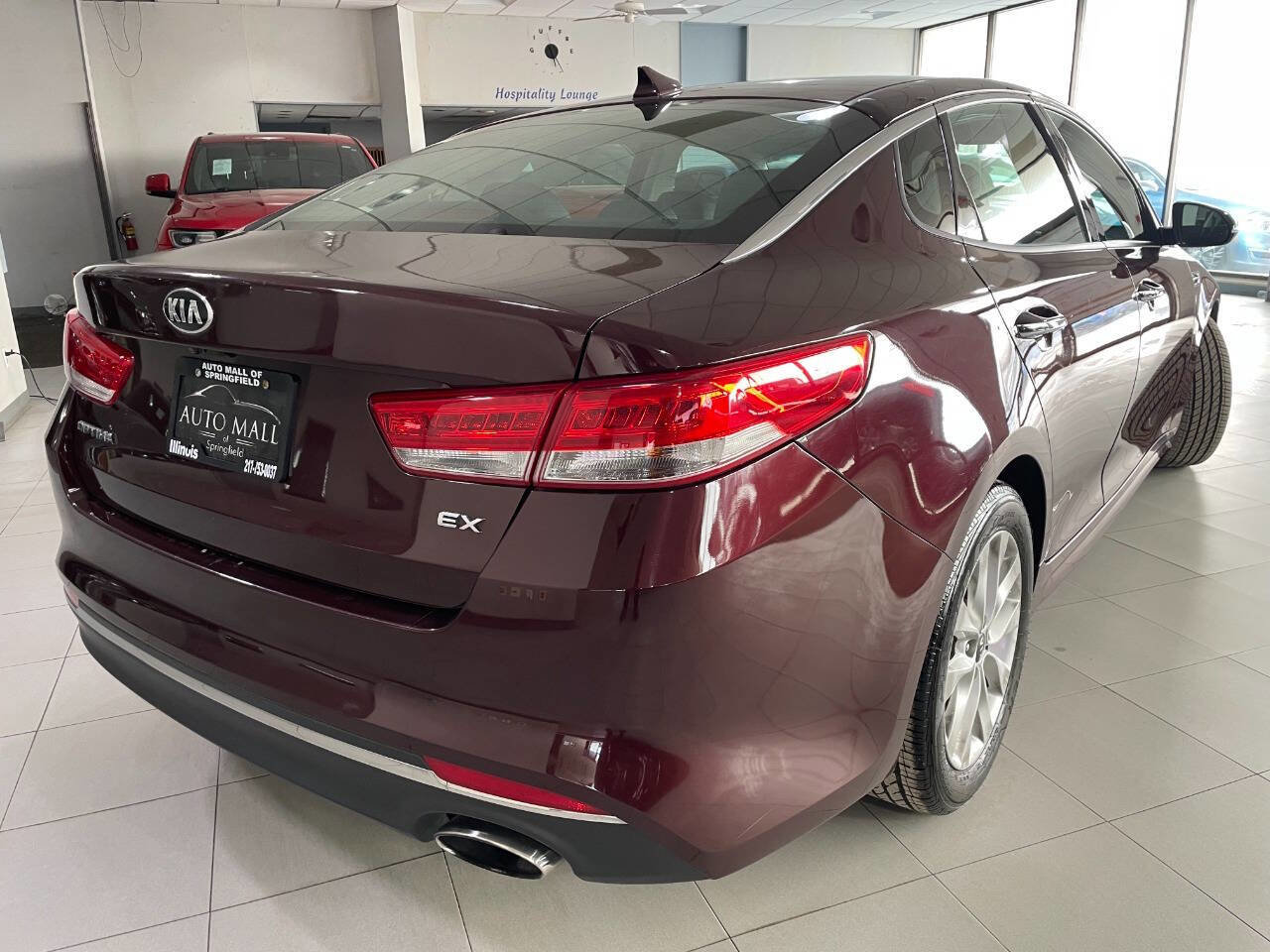 Used 2017 Kia Optima EX image 7