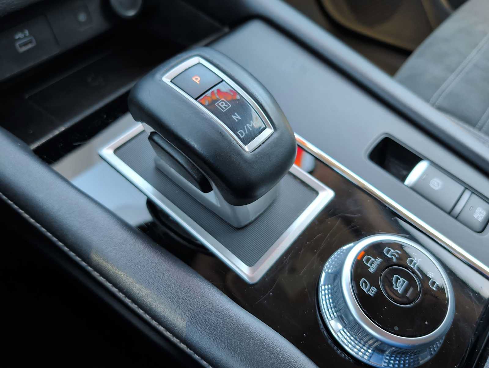 Used 2024 Mitsubishi Outlander FWD image 21