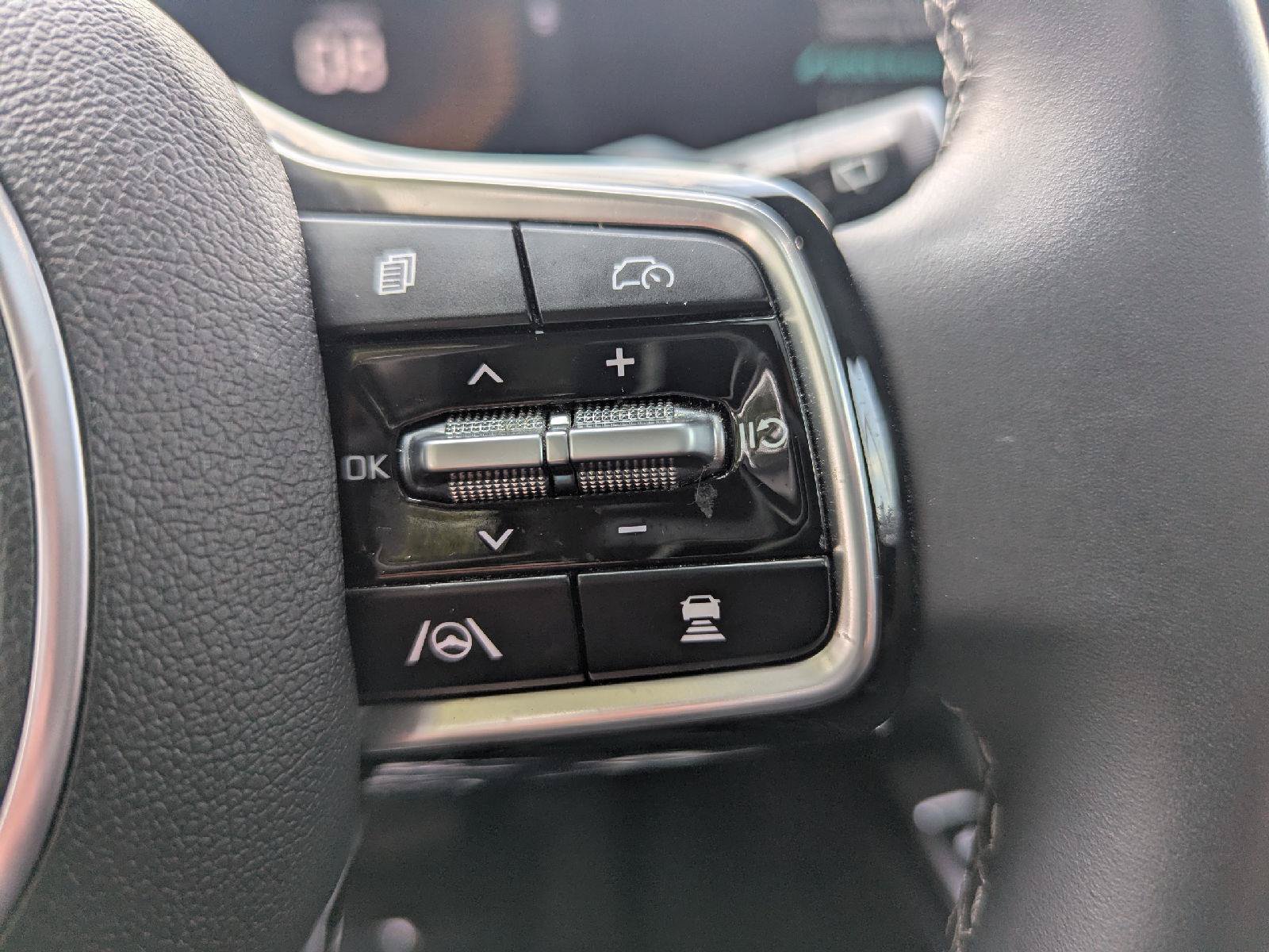 Used 2025 Kia Sorento S w/ Panoramic Sunroof Package AWD/4WD image 22