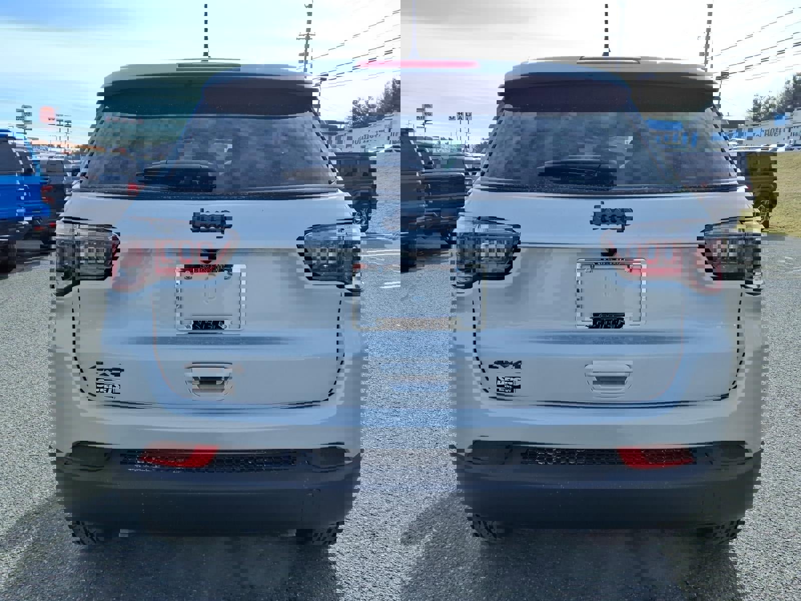 New 2026 Jeep Compass Latitude image 5