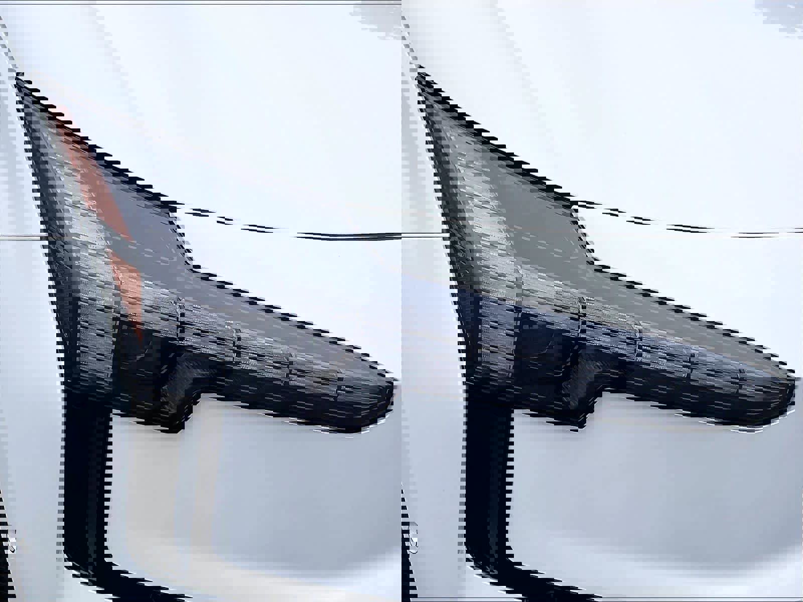 New 2025 Volvo EX30 Ultra w/ Protection Package Premier image 33