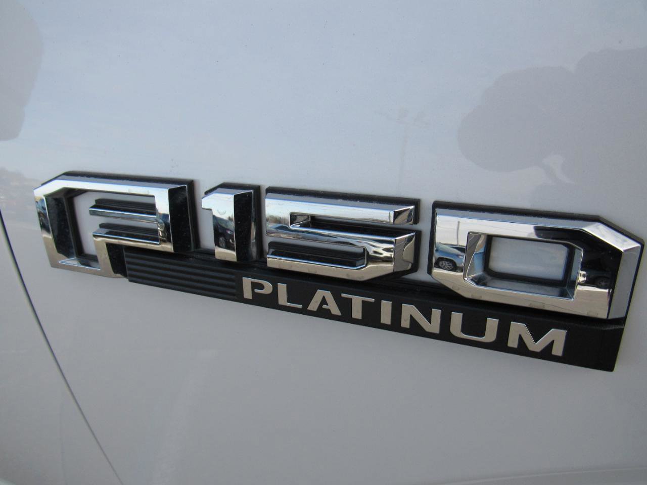 Used 2019 Ford F150 Platinum w/ Equipment Group 701A Luxury image 43