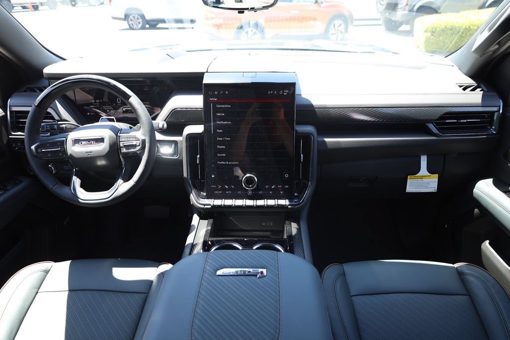 New 2026 GMC Yukon AT4 w/ AT4 Premium Plus Package AWD/4WD image 21