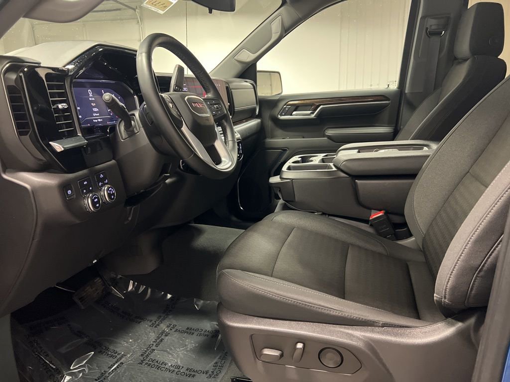 Certified 2024 GMC Sierra 1500 Elevation image 12