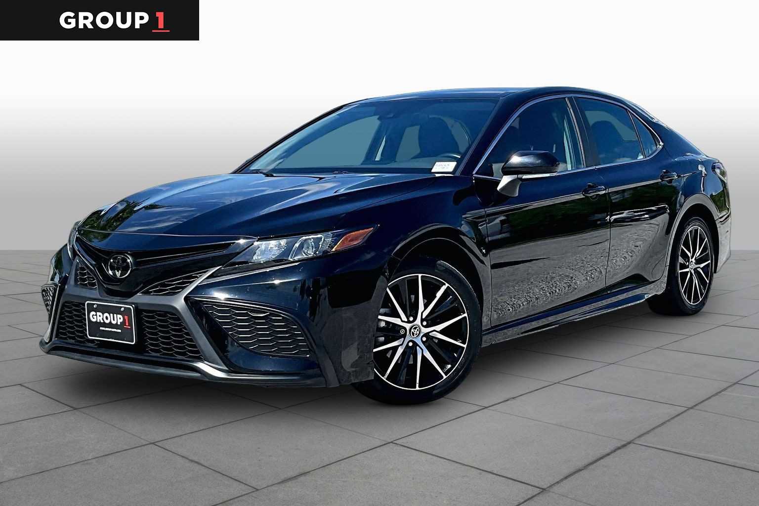 Used 2024 Toyota Camry SE