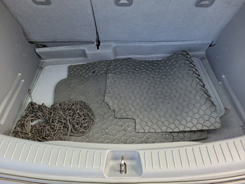 Used 2019 Chevrolet Bolt LT image 8