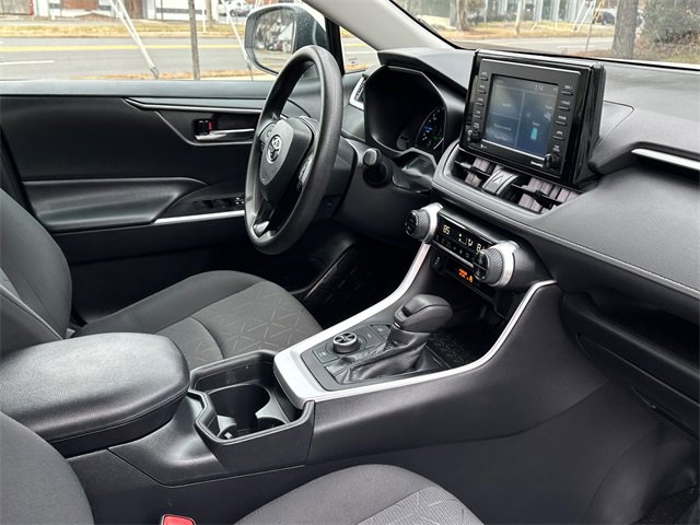 Used 2020 Toyota RAV4 XLE w/ Convenience Package image 14