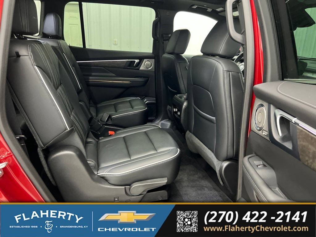 Used 2026 Buick Enclave Avenir w/ Super Cruise Package AWD/4WD image 13