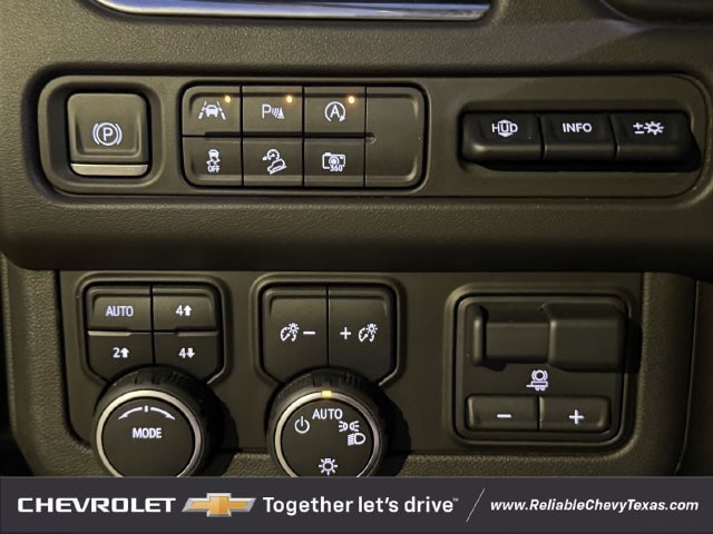 Used 2023 Chevrolet Tahoe Premier w/ Premium Package AWD/4WD image 27
