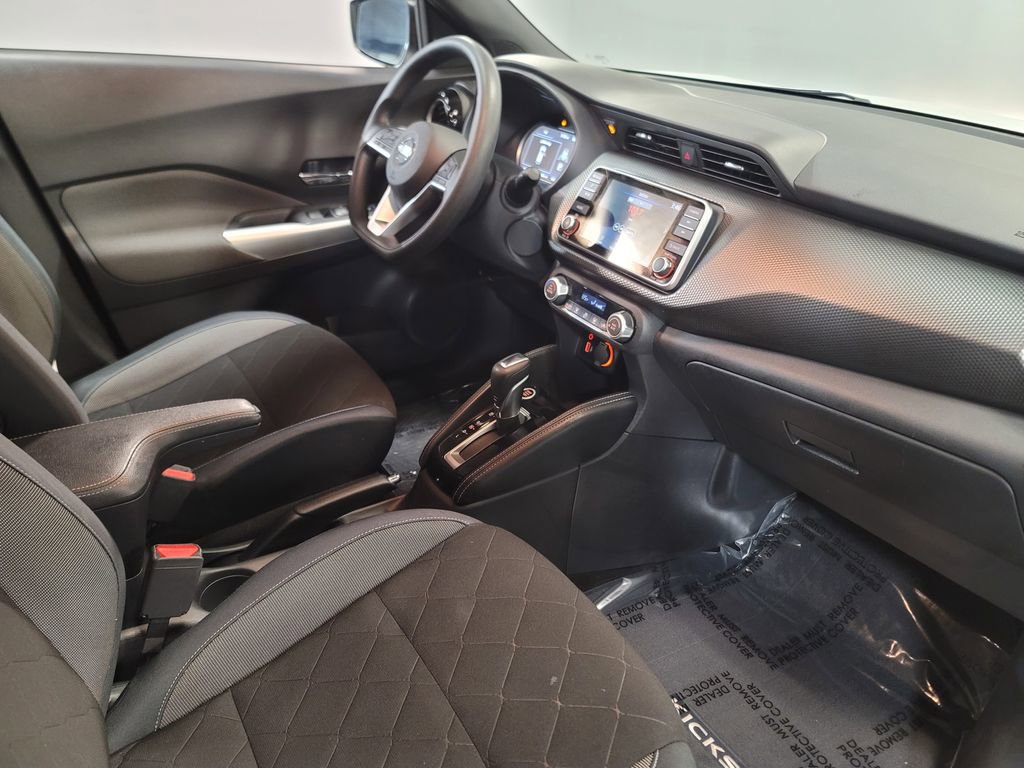 Used 2020 Nissan Kicks SV image 21