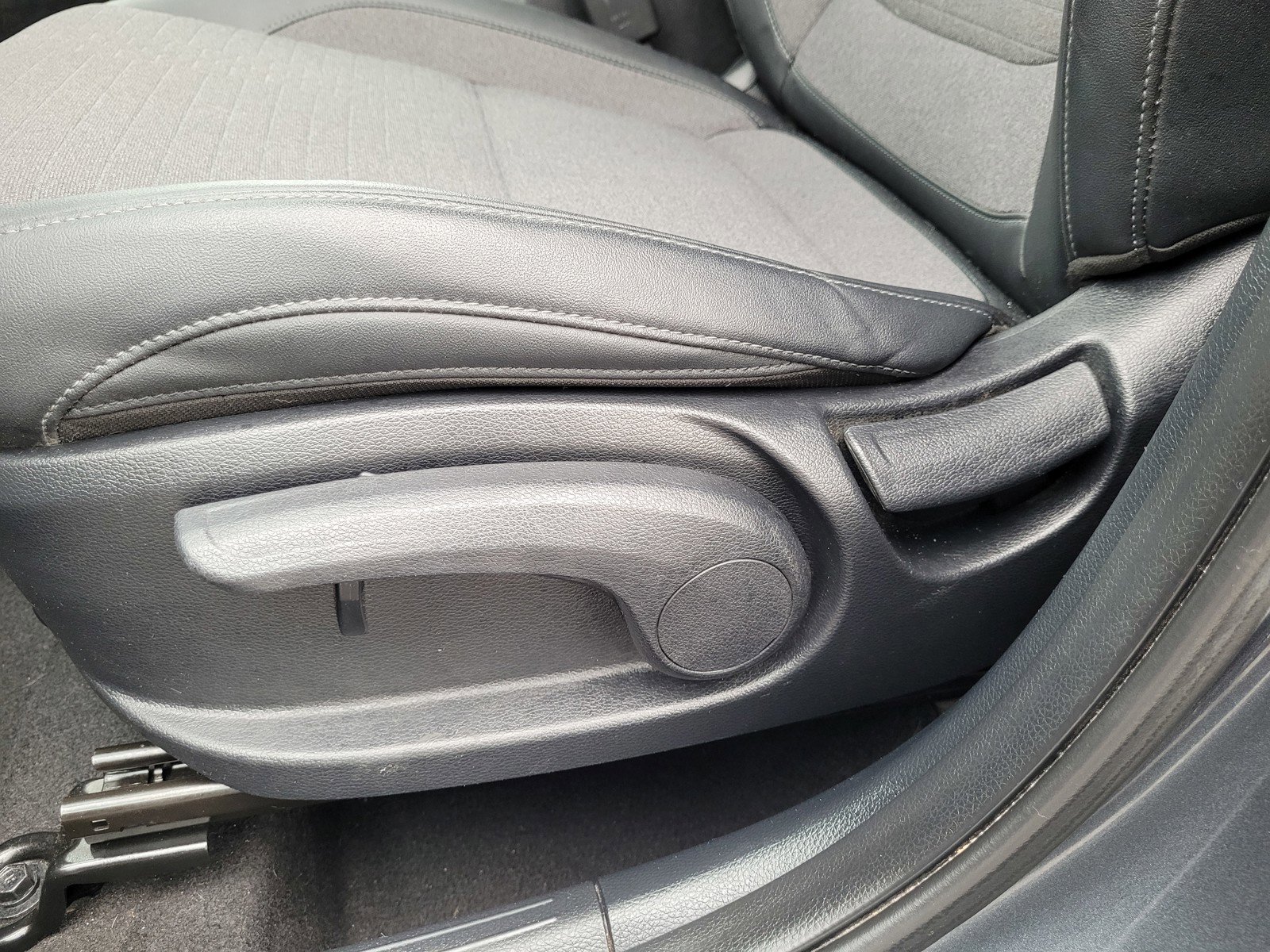 Used 2022 Kia Seltos S image 11