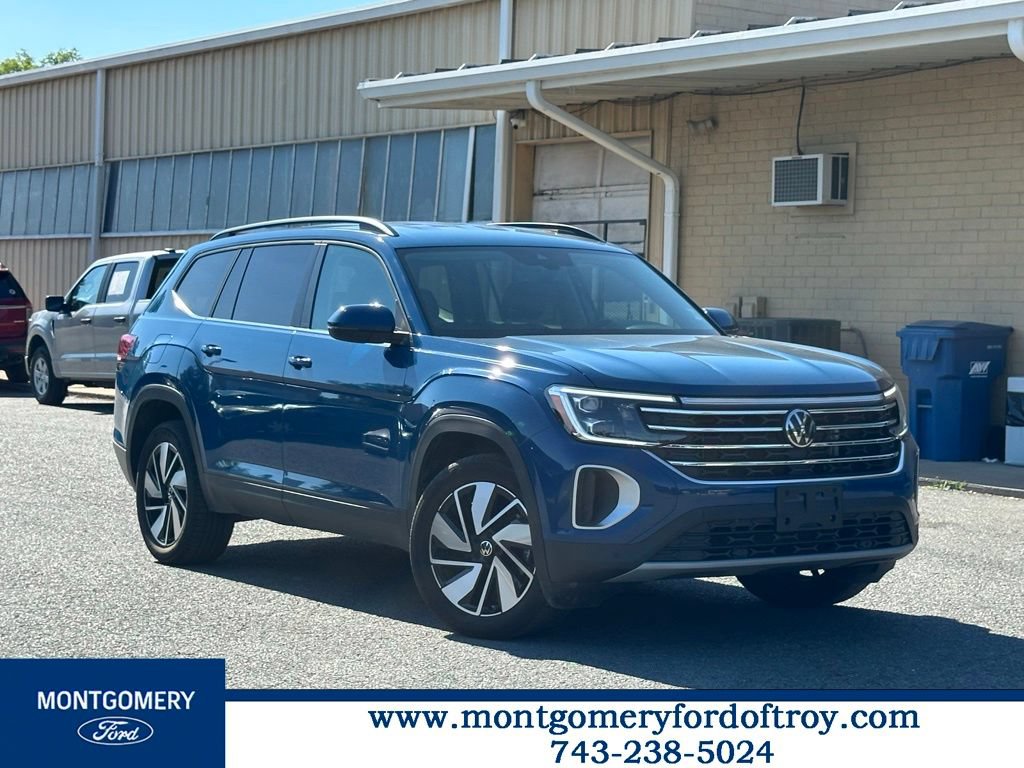 Used 2026 Volkswagen Atlas SE FWD image 1