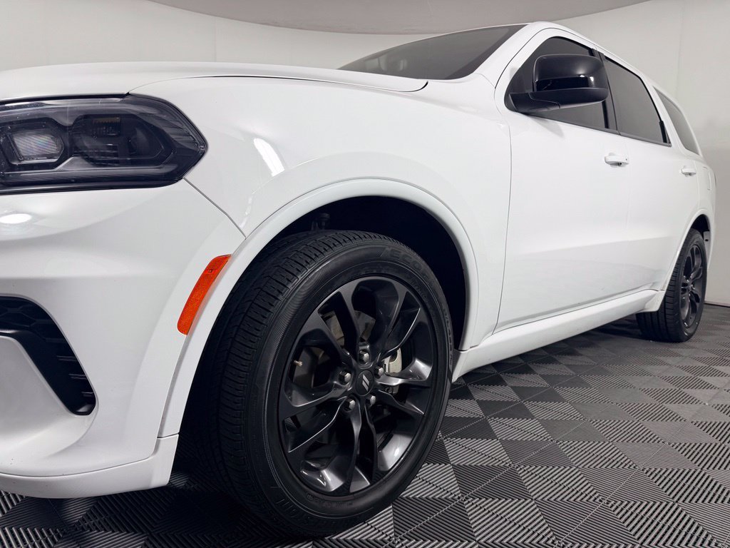Used 2025 Dodge Durango GT w/ Blacktop Package RWD image 12